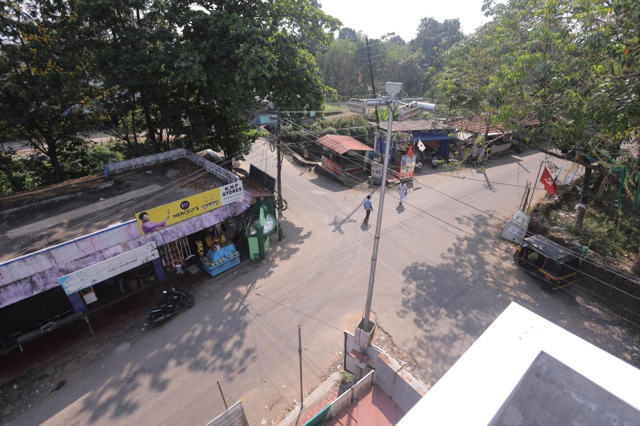 New Star Homes Kotamangalam Buitenkant foto